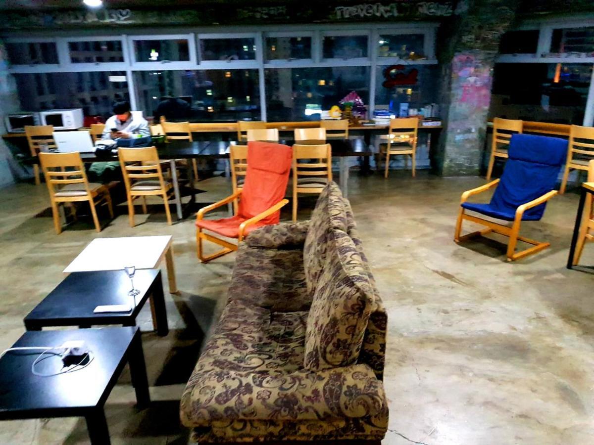 Busan Popcorn Hostel Zewnętrze zdjęcie